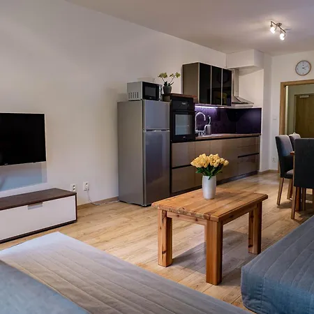 شقة Apartman Karlova Studanka